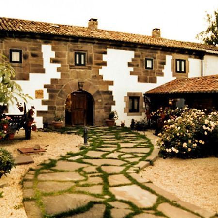 Готель La Casa De Las Brujas Barrio  Екстер'єр фото