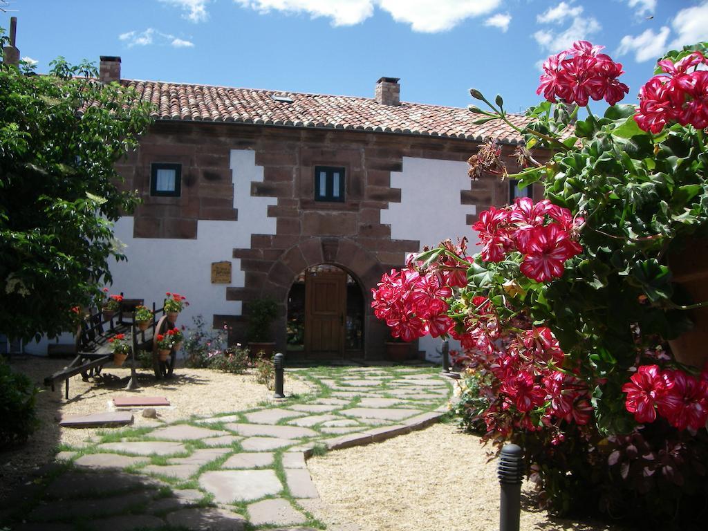Готель La Casa De Las Brujas Barrio  Екстер'єр фото